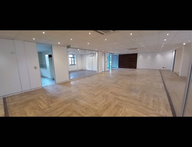 466M² OFFICE TO LET IN BRYANSTON